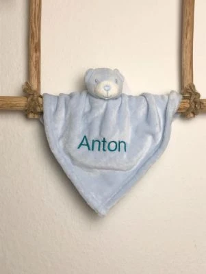 Elefantasie Schnuffeltuch Mit Name Bestickt Bär Hellblau 2 Elefantasie Schnuffeltuch Mit Name Bestickt Bär Hellblau – Bild 2